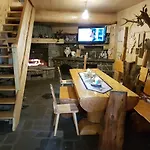 Apartman Szalas Baciarski Z Tarasem I Widokim Na Gory Poronin
