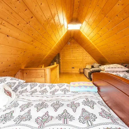 Apartament Szałas Baciarski Z Tarasem I Widokim Na Góry